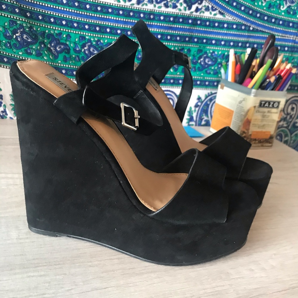 Steve Madden Chunky Black Wedges